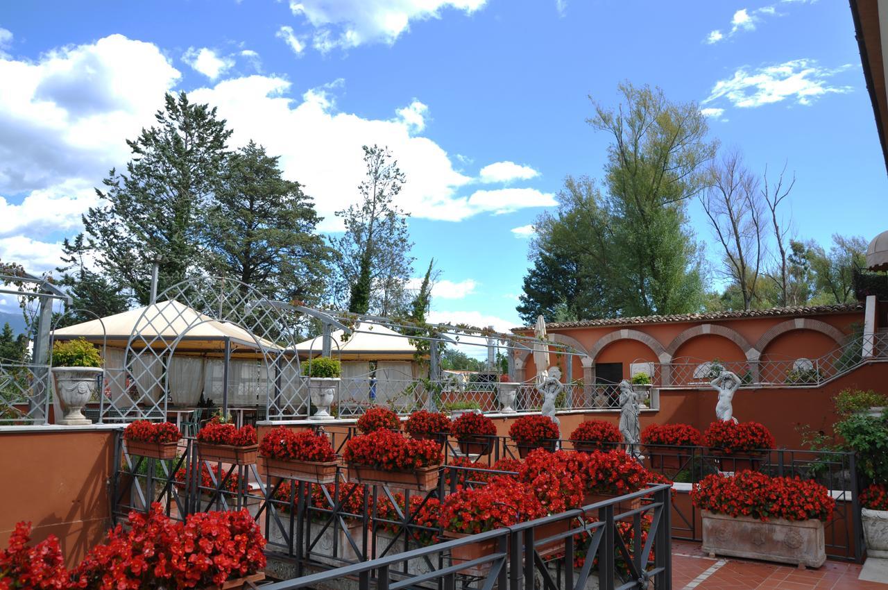 Готель Olimpus Сора Екстер'єр фото